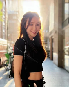 The Secrets of an Ageless Hong Kong Goddess: Youthful Beauty and Inspiring Fitness Routines - image 9