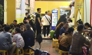Hai Phong's Iconic Spicy Fish Noodle Soup: A Culinary Journey with Chef Phạm Văn Dũng - image 0