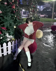 Pi Tien Surprises Fans with Exclusive New Video Content - image 8