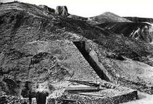 The Mystery of the Hastily Buried Egyptian Pharaoh - image 6
