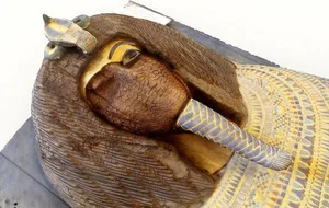 The Mystery of the Hastily Buried Egyptian Pharaoh - image 5