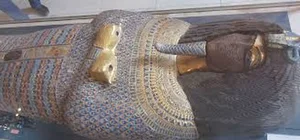 The Mystery of the Hastily Buried Egyptian Pharaoh - image 0