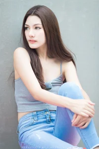 Meet the Stunning Thai Model Fai Bahiddha: A Rising Star in the Fashion World - image 17