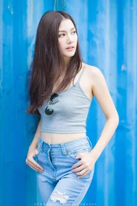 Meet the Stunning Thai Model Fai Bahiddha: A Rising Star in the Fashion World - image 13