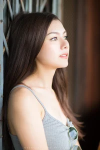Meet the Stunning Thai Model Fai Bahiddha: A Rising Star in the Fashion World - image 8