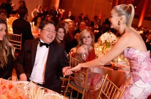 The Lavish Lifestyle and Hollywood Connections of a Mysterious Billionaire - image 9