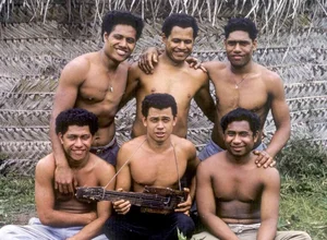 The Extraordinary Survival Story of Six Men Stranded on a Desert Island - image 1