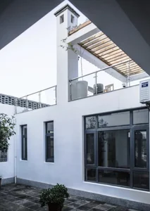 Luxury and Love: Discovering the 1,000m2 Estate Built for Aging in Style - image 3