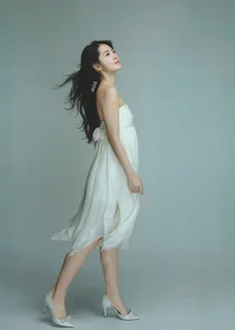 Airi Suzuki Eternal Collection 2010-2017 Part 01: Iconic Idol Photography - image 10
