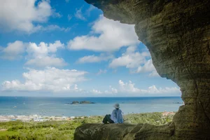 Hoanh Son Beach: The Ethereal Beauty Beneath the Deo Ngang Pass - image 4