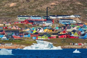 Melting Ice Reveals Greenland's Hidden Treasures and Mineral Wealth - image 0