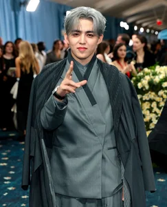 Behind the Scenes: How Celebrities Prepare for the Iconic Met Gala Red Carpet - image 14