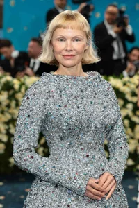 Behind the Scenes: How Celebrities Prepare for the Iconic Met Gala Red Carpet - image 9