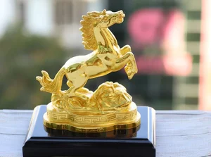 Exquisite Gold-Plated Horse Statues: The Must-Have Luxury Decor for Year of the Horse 2026 - image 9