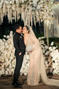 Emotional Highlights from Vu Hanh Nguyen and Nguyen Duc Cuong Wedding - image 2