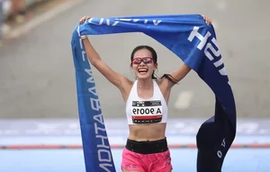 Kenyan Athlete Shatters Records at the VM Volvo All-Star Marathon - image 7