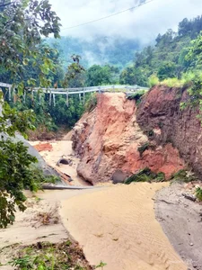 Navigating the Dangerous Beauty of Ha Giang: Safety Tips for Mountain Roads - image 5