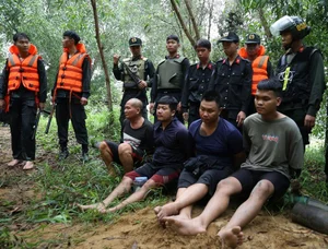 Law Enforcement Crackdown: Illegal Sand Mining Syndicate on Dong Nai River - image 3