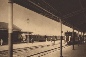 A Glimpse into the Daily Life of Cho Lon Residents Over 100 Years Ago - image 10