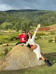 Supermodel Ha Anh Confidently Showcases Her Gorgeous 5-Month Baby Bump - image 5