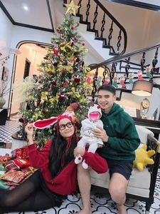 H'Hen Niê Addresses Motherhood Rumors: Heartwarming Moments with Her Daughter Captivate Fans - image 5