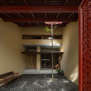 Stunning 4-Story Townhouse in Da Nang Blends Tradition with Modernity - image 2