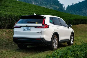 2026 Honda CR-V Gasoline Version Debuts in Vietnam Starting at 1.039 Billion VND - image 2