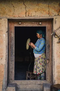 Exploring the Traditional Life of the Hmong People in Lung Cu's Majestic Mountains - image 1