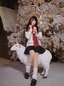 Christmas JK Xi Youzi Gallery: Festive Japanese School Uniform Fashion by Yituyu - image 8