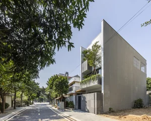 Innovative 3-Story West-Facing House Renovation with Lush Vertical Hanging Gardens in Viet Tri - image 4