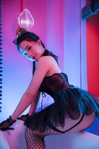 Top Fashion Portraits of Elegant Vietnamese Model Nguyen Thi Thu Thuy - image 32