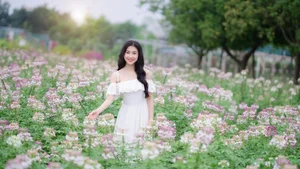 Capturing Elegance: The Pure and Timeless Beauty of Vietnamese Women - image 84