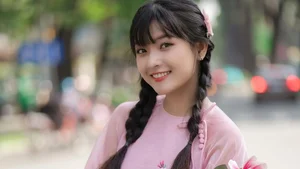 Capturing Elegance: The Pure and Timeless Beauty of Vietnamese Women - image 47