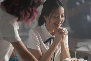 Emcee L and Vietnam Idol’s Lamoon Capture the Sweet Nostalgia of First Love - image 5