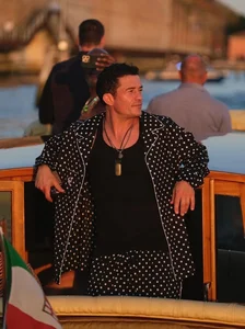 Celebrity Pajama Fashion Trends at Jeff Bezos' Billionaire Wedding - image 3