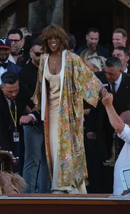 Celebrity Pajama Fashion Trends at Jeff Bezos' Billionaire Wedding - image 4