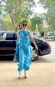 Vietnamese Diva Hong Nhung Stuns Fans with Bold and Edgy Fashion Statement - image 12