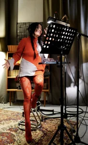 Vietnamese Diva Hong Nhung Stuns Fans with Bold and Edgy Fashion Statement - image 10