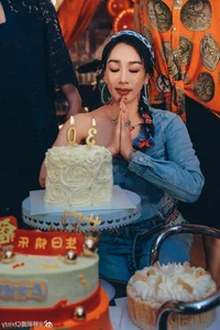 Christy Chung Celebrates Birthday with Younger Husband and Ageless Looks - image 10