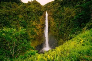 Discover the Top 10 Most Beautiful Waterfalls in the World for 2024 - image 8