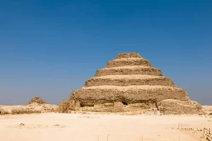 Did Ancient Egyptians Use Advanced Technology to Build the Pyramids? - image 0