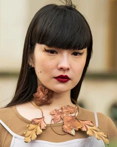 Eight Hottest Beauty and Makeup Trends for Winter 2024 - image 4
