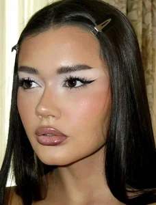 Eight Hottest Beauty and Makeup Trends for Winter 2024 - image 2
