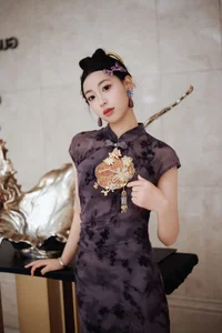 YiTuYu Art Language Vol.9724 Xiao U Artistic Photo Gallery - image 3