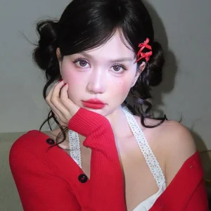 Ngoc Trinh Shocks Fans with Daring Mesh Fashion for Summer Season - image 6