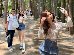 Unfiltered Beauty of MC Quyen Linh's Daughters Sparks Social Media Buzz - image 9