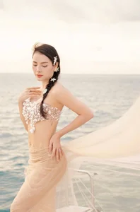 Hot Face: Thuy Anh Stuns Fans with Latest Bikini Photoshoot - image 5