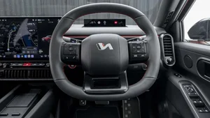 Hyundai Ioniq 3 Debuts: The Electric Hatchback with Physical Buttons - image 9
