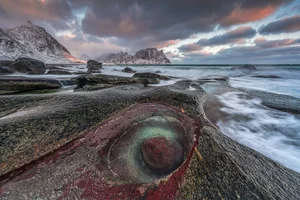 Discovering the Dragon's Eye: Norway’s Enchanting Natural Wonder - image 2
