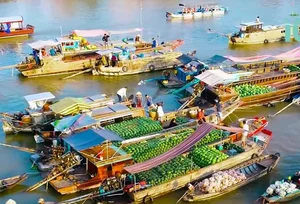 Exploring the River City Charm: Ngoc Trinh Visits Quoc Truong’s Scenic Hometown - image 5